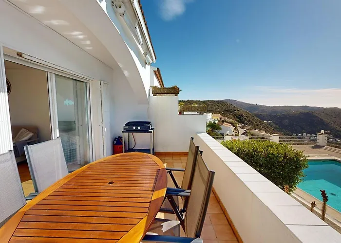 Appartement 65 M2 ,Piscine Vue Mer